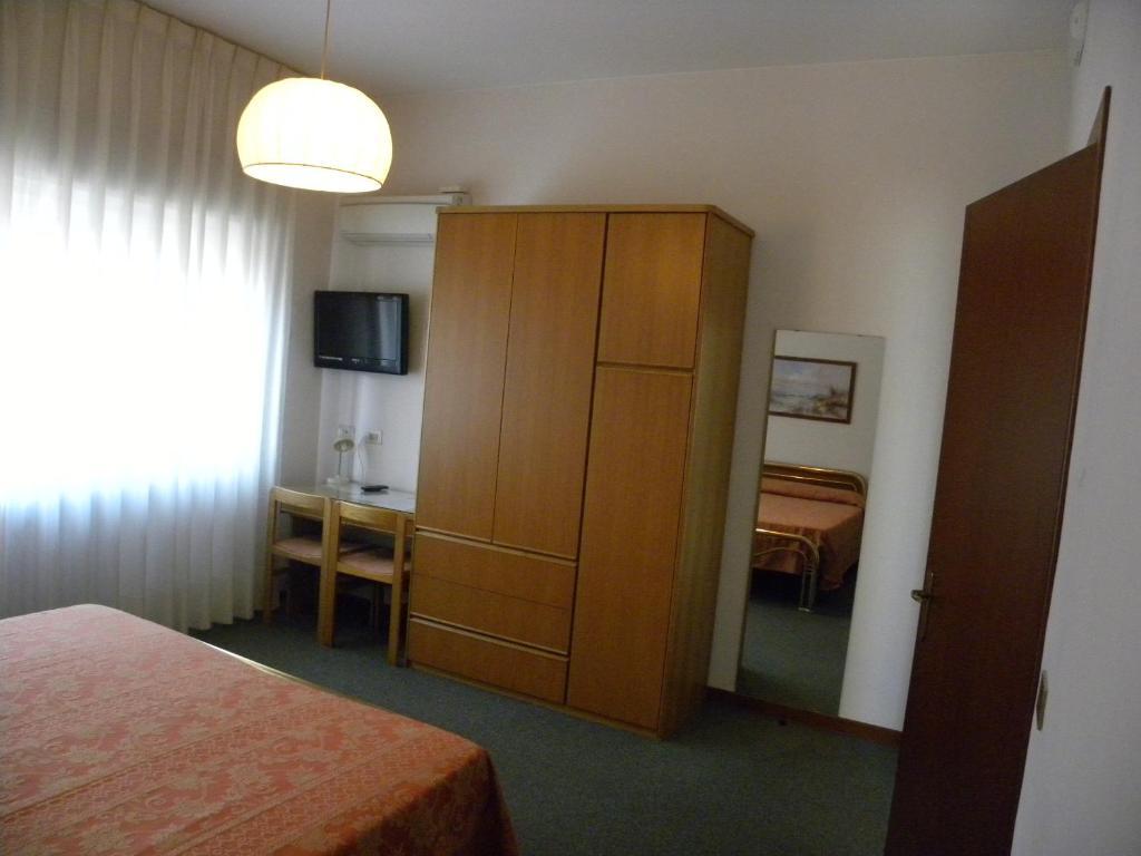 Hotel Rosengarten Pavia Oda fotoğraf