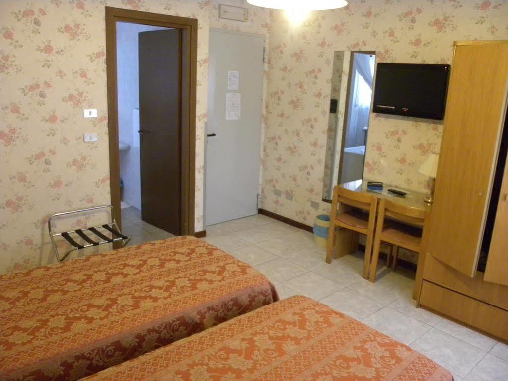 Hotel Rosengarten Pavia Dış mekan fotoğraf